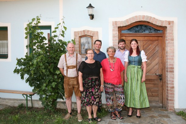 hzg_32_einladung_hauermarkt